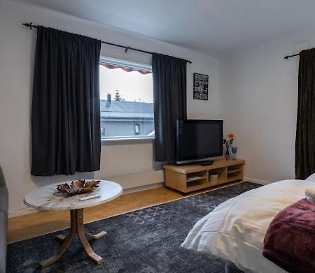 Aurora Dream House Apartment With Free Parking ทรอมโซ ภายนอก รูปภาพ